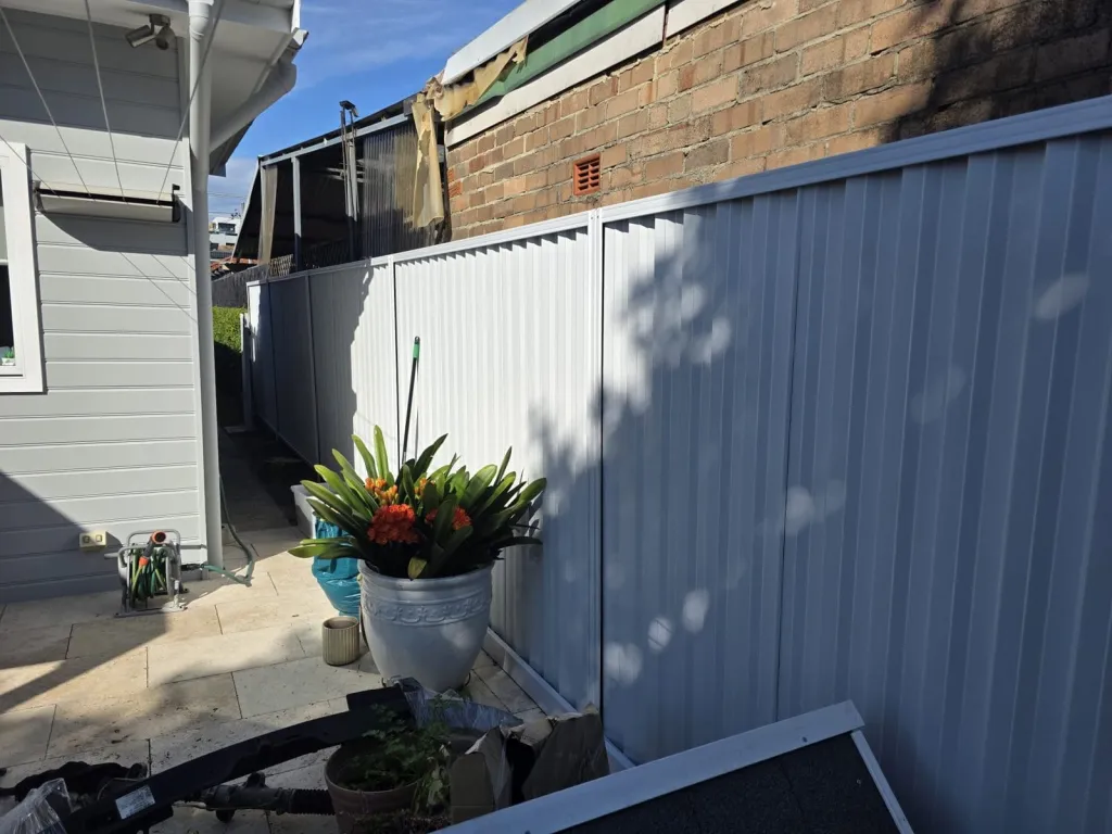 Colorbond fence and weatherboard repaint